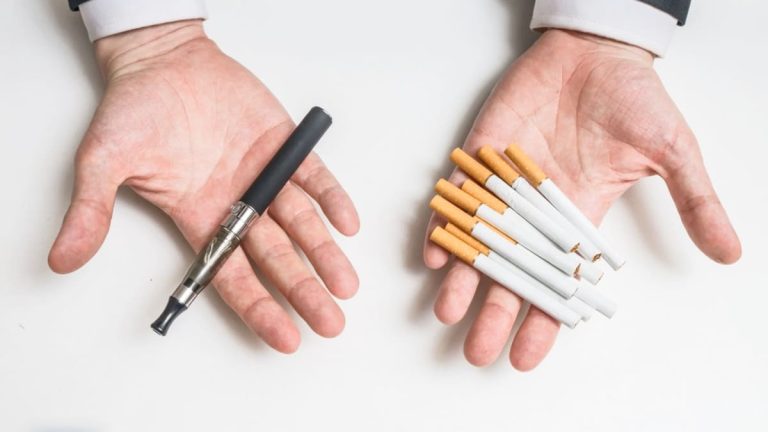 Vaper-vs-cigarrillo